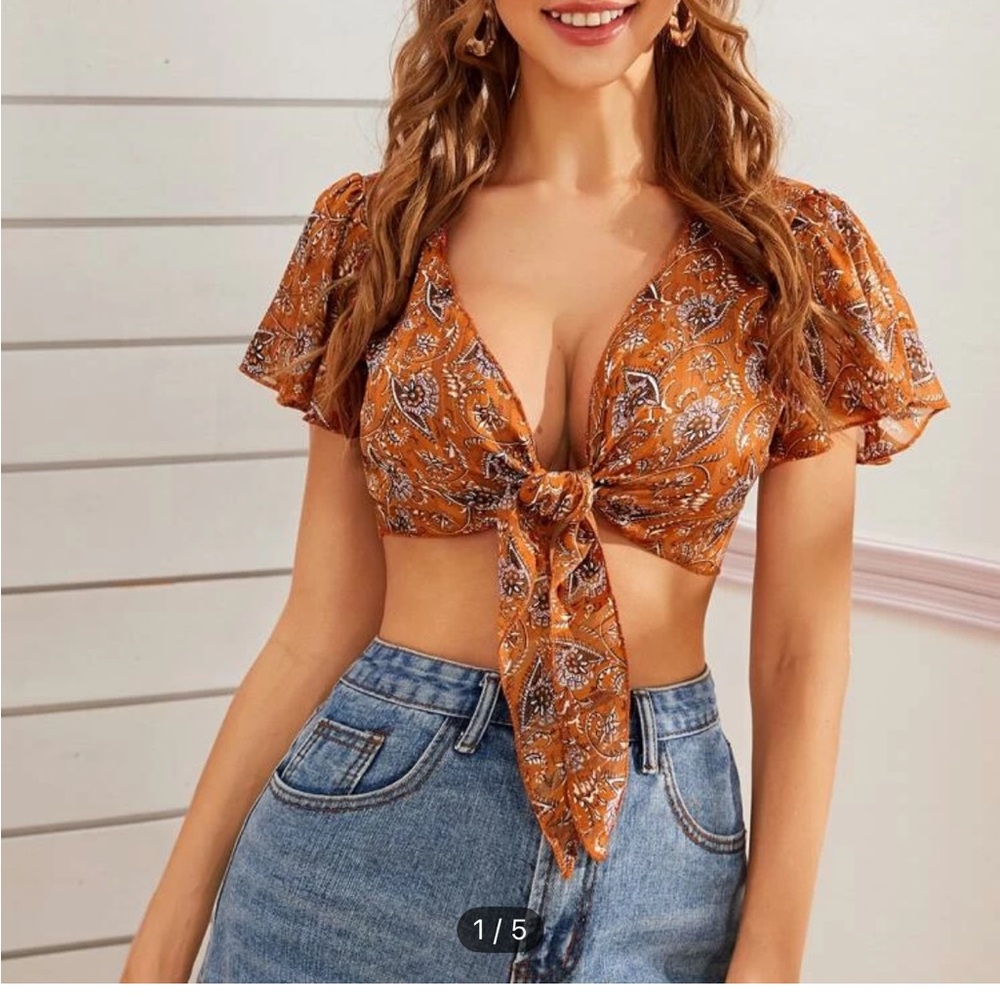 Cute tye shirt